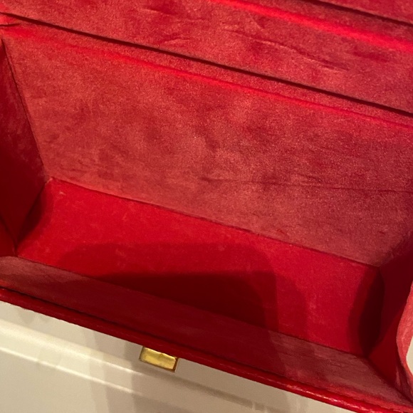 Mini Red Handbag - Picture 5 of 8